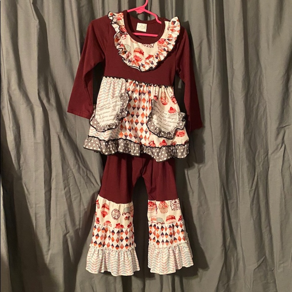 NEW Cuppycake boutique set. Shirt and pants 2T-3T